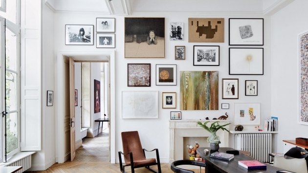Alluring Wall Living Room Design Picture