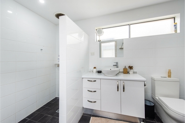 Amazing Bathroom Furniture Joondalup Image