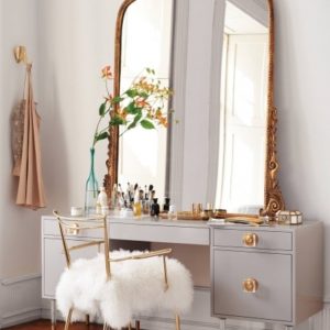 Modern Bedroom Vanity