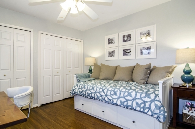 Classy Bedroom Office Combo Furniture Picture