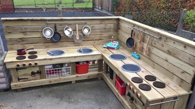 Classy Mud Kitchen Ideas Picture