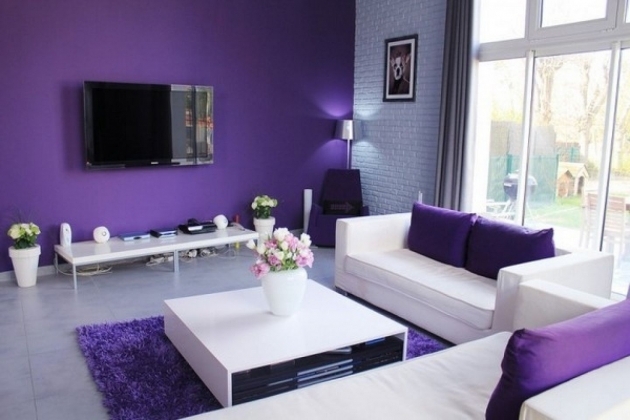 Classy Purple Wall Decor Living Room Pic
