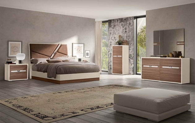 Fantastic Modern Bedroom Chairs Image