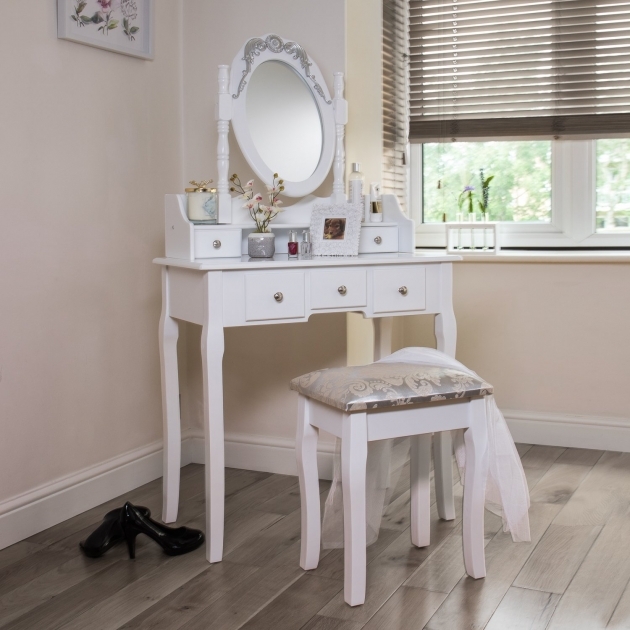 Fascinating Modern Bedroom Vanity Picture