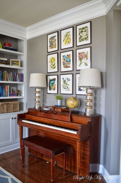 Fascinating Upright Piano Living Room Design Pic