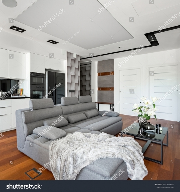 Good Kitchen With Sofa And Table Pic