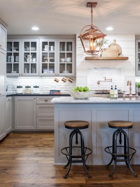 Gorgeous Joanna Gaines Small Kitchen Ideas Picture