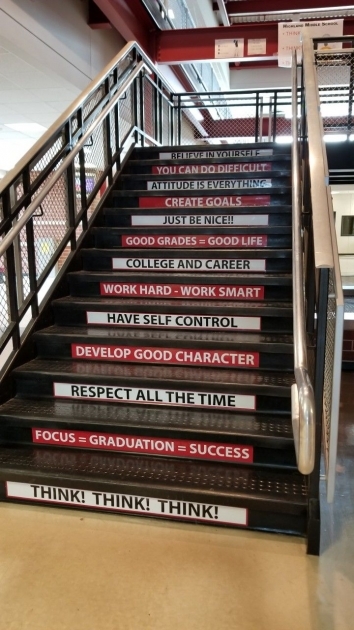 Gorgeous Stairs Decoration Ideas For School Pic