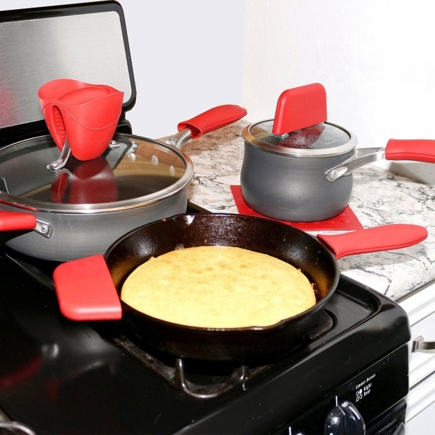 Inspiration Kitchen And Table Cookware Photo