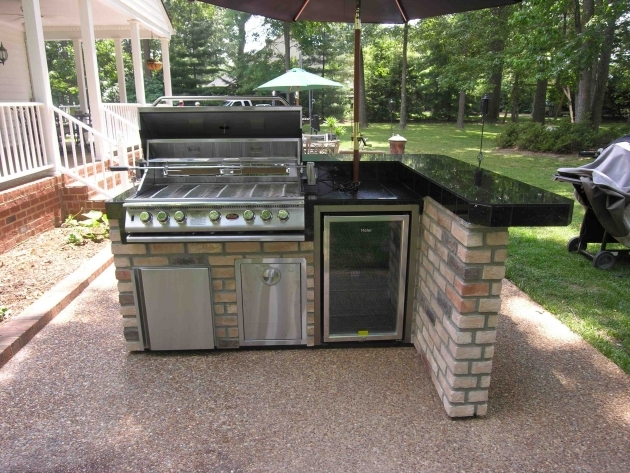 Inspiring Outdoor Kitchen Decor Pic