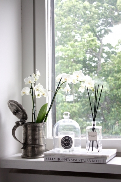 Inspiring Window Sill Decor Bedroom Picture