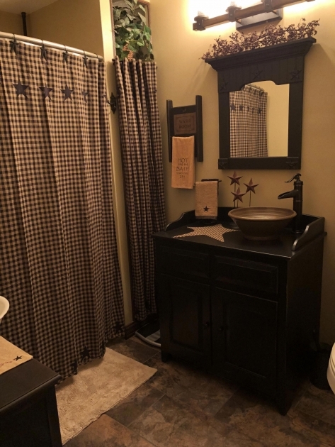 Interesting Bathroom Primitive Decor Pic