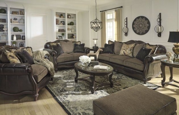 Interesting Living Room Vintage Couch Pic