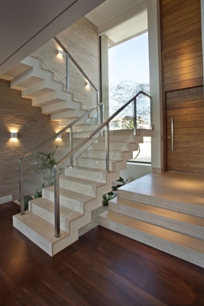 Interesting Modern Home Stairs Photo