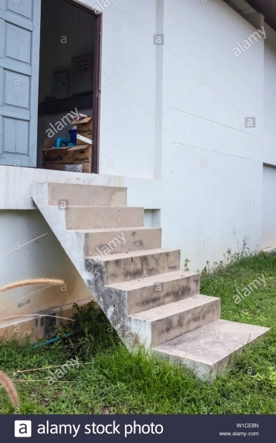 Nice Cement Stairs Design Image