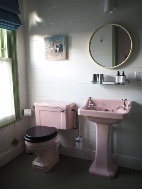 Nice Retro Bathroom Decor Pic