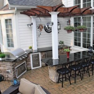 Outdoor Kitchen Decor