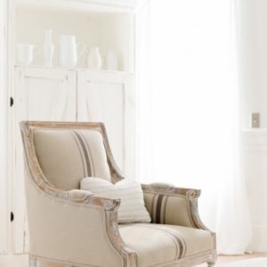 French Country Living Room Chairs