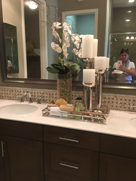 Stunning Bathroom Countertop Interior Design Pic