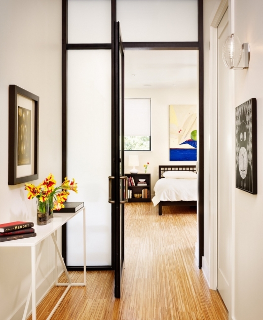 Stunning Modern Bedroom Entry Image