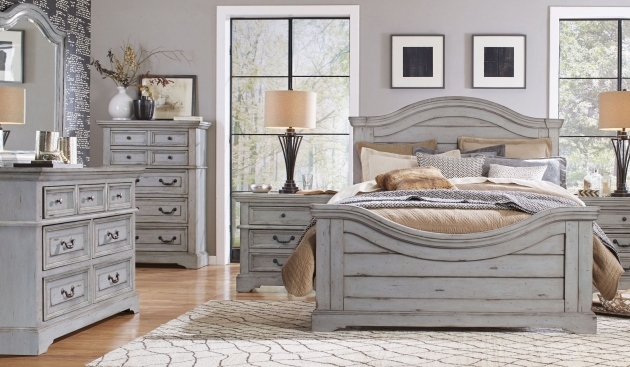 Stylish Bedroom Sets In Gray Image