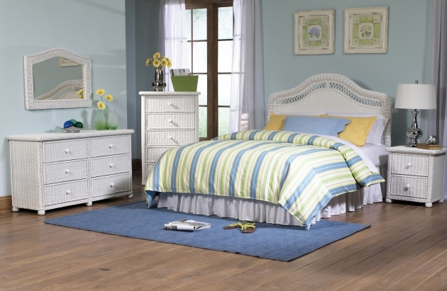 Stylish Bedroom Wicker Furniture Sets Photo