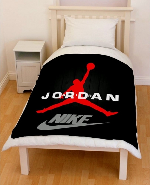 Stylish Jordan's Bedroom Chairs Image