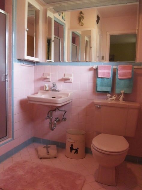 Wonderful Retro Bathroom Decor Picture